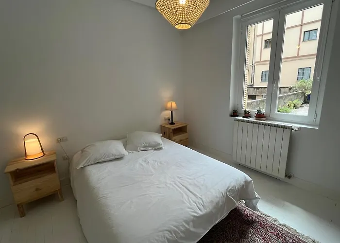 Luminoso En El Centro De Apartment *