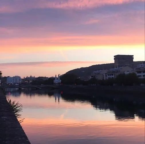 Luminoso En El Centro De Appartamento San Sebastián